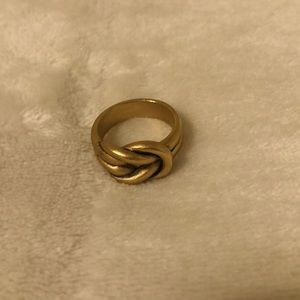 Premier Designs Love Knot ring